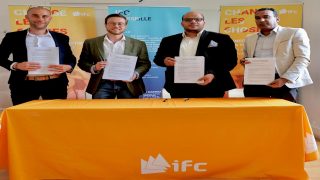 معهد الصحافة وعلوم الأخبار بالعيون يوقع بباريس اتفاقية شراكة استراتيجية مع مجموعة IFC France