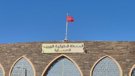 تفاعل حازم للسلطات المحلية بالسمارة يعيد تسعيرة النقل إلى وضعها القانوني.