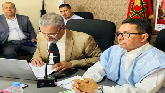 غرفة الصناعة التقليدية بجهة العيون الساقية الحمراء تعتمد ميزانية 2027 وتبحث آفاق النهوض بالقطاع