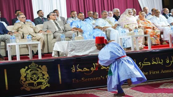 السمارة تعيش ليلة استثنائية.. آلاف المواطنين يحتفون بعيد الوحدة في كرنفال يجمع التراث المغربي من شمال المملكة إلى جنوبها
